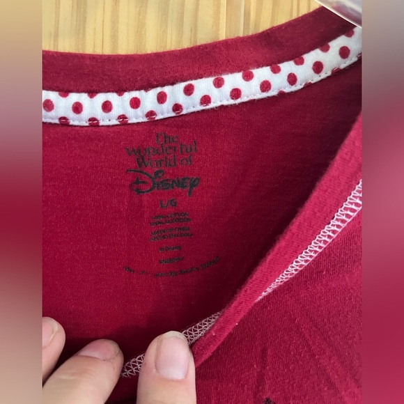 Red Disney Mickey T Shirt Size Large - Picture 6 of 7